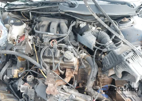 2004 Ford Taurus Se z USA, uszkodzony, nr VIN 1FAFP53U14A211084